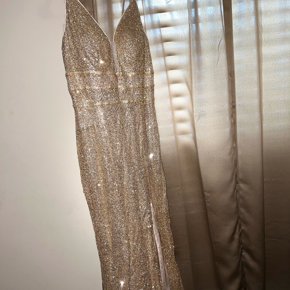 Prom/formal dress